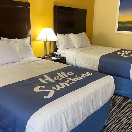 Days Inn By Wyndham Atlanta/Southlake/Мороу Екстериор снимка