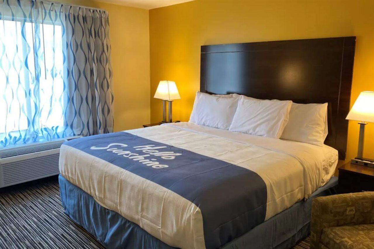 Days Inn By Wyndham Atlanta/Southlake/Мороу Екстериор снимка