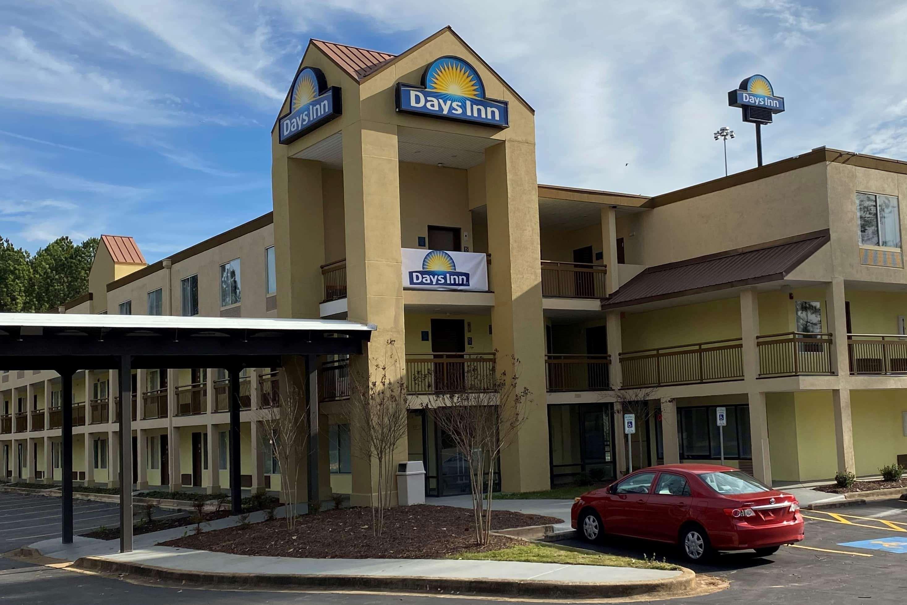 Days Inn By Wyndham Atlanta/Southlake/Мороу Екстериор снимка