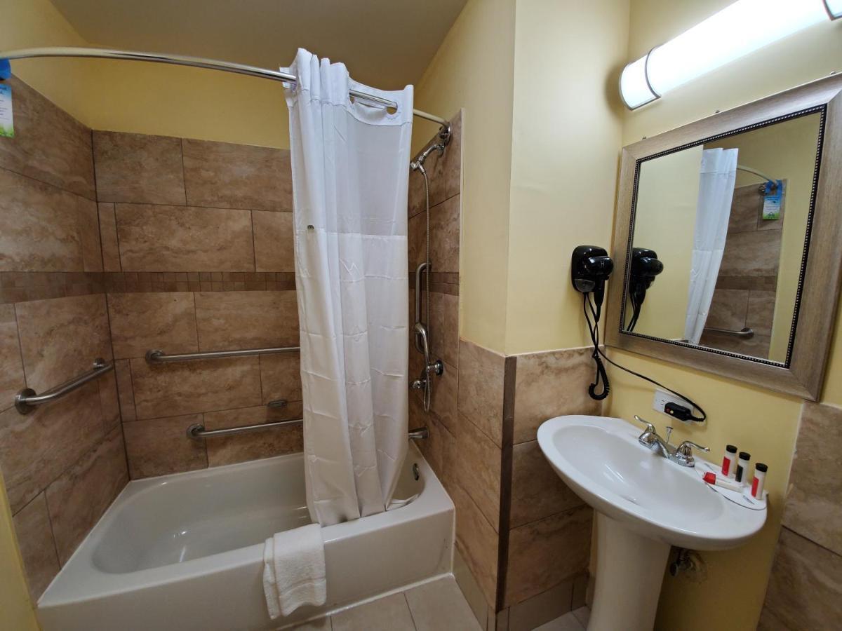 Days Inn By Wyndham Atlanta/Southlake/Мороу Екстериор снимка